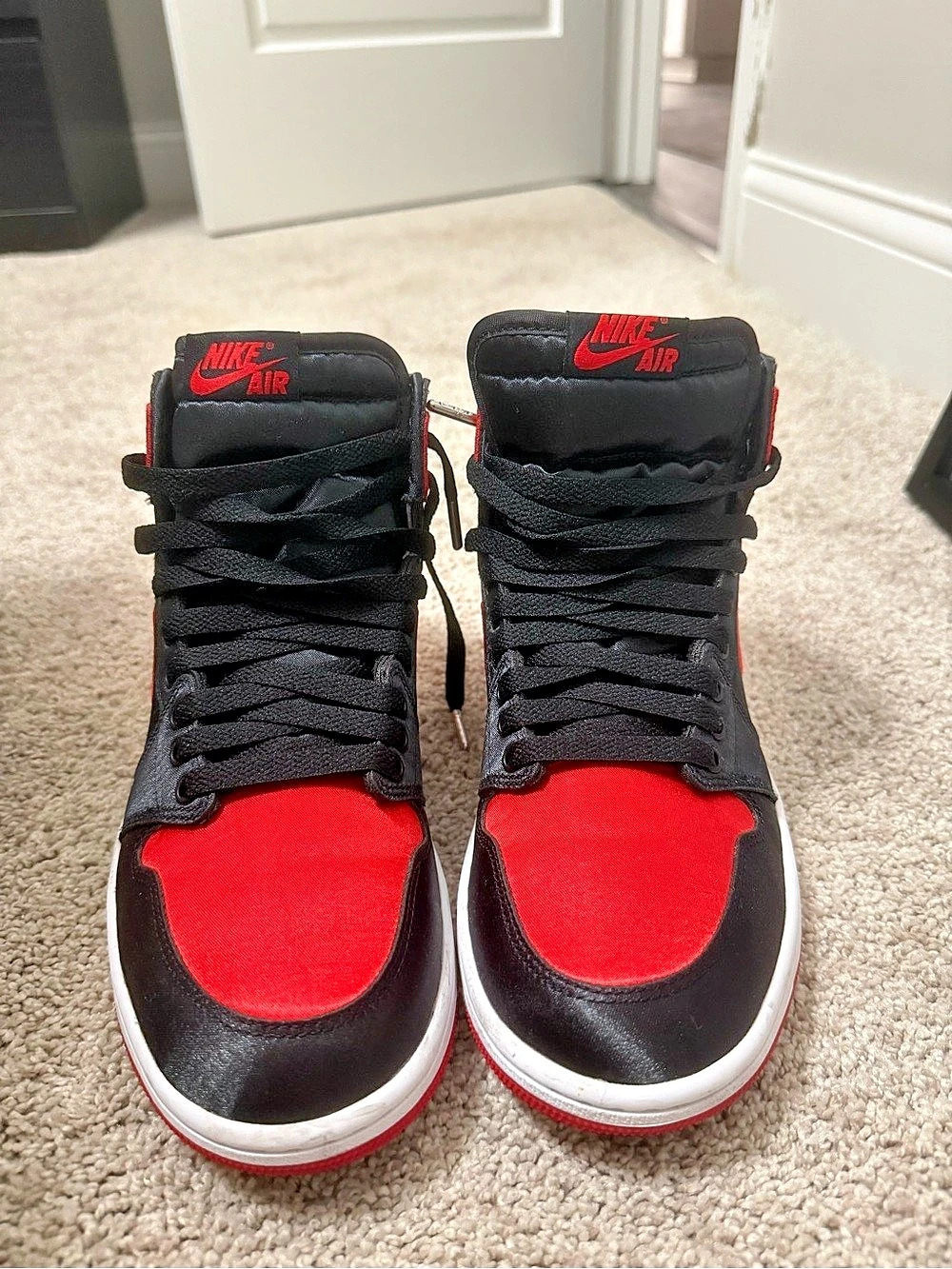Women's Air Jordan 1 Retro High OG "Satin Bred"